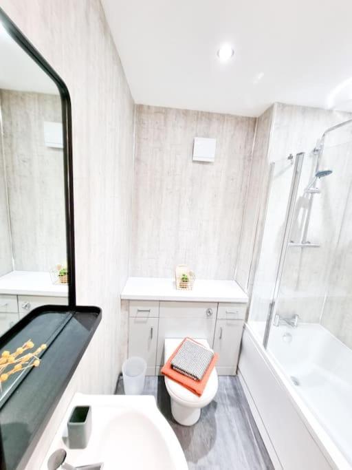 Stunning Flat Close To Beach Σουόνσι Εξωτερικό φωτογραφία